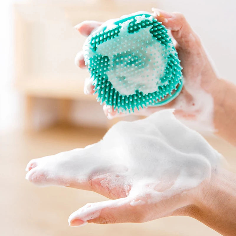 Brosse massante pour shampooing